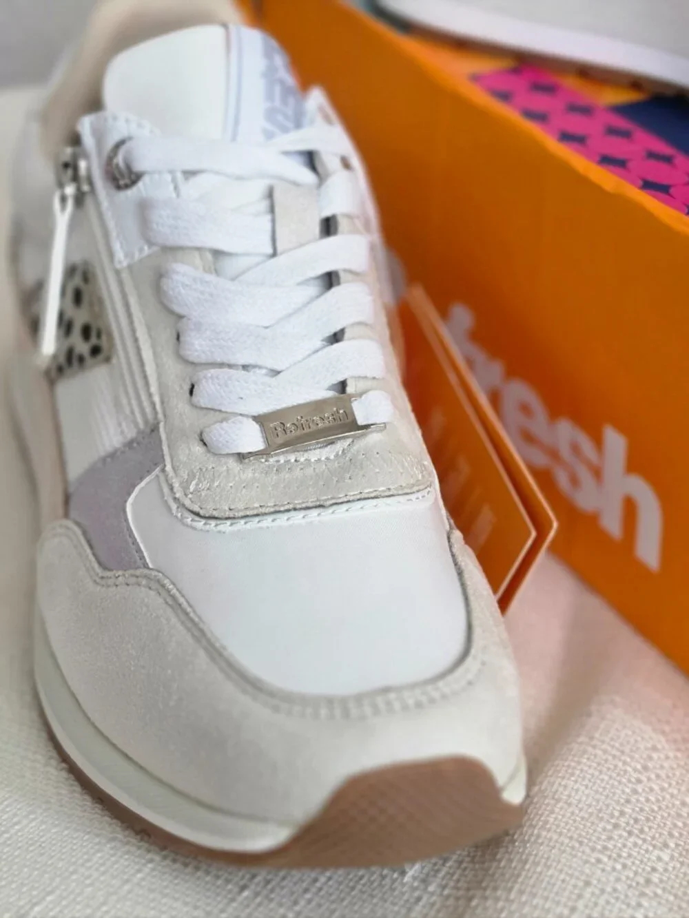Refresh Women's Sneakers 171502 White Beige Animal Print NWT NIB US 8
